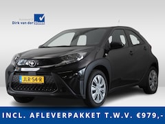 Toyota Aygo X - 1.0 VVT-i S-CVT Play | Stoelverwarming | Achteruitrijcamera | Apple CarPlay/ Android Auto