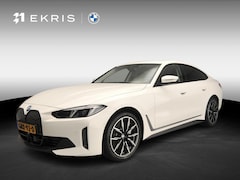 BMW i4 - Gran Coupé eDrive35 LED | Navigatie | Active cruise | Trekhaak | Sportstoelen | Stoelverwa