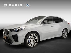 BMW X2 - M35i xDrive | M-Sportpakket | LED | Leder | Navigatie | Schuifdak | Sportstoelen | Keyles