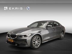 BMW 3-serie - Sedan 320e | Laserlicht | Leder | Navigatie | Active cruise | Trekhaak | Sportstoelen | St