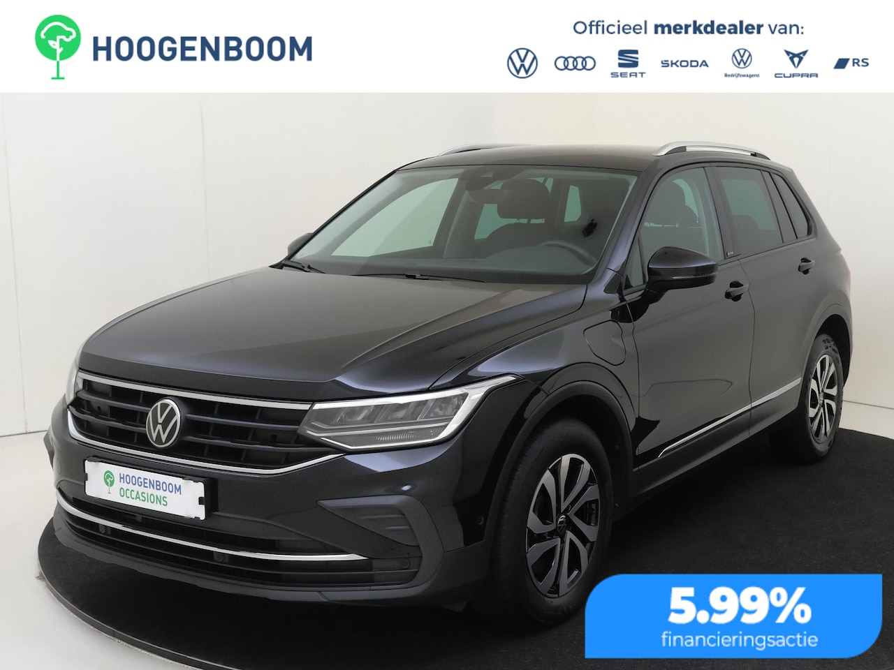 Volkswagen Tiguan - 1.4 TSI eHybrid Life | SoH 89% | Trekhaak | Parkeerassistent | Stoel- en stuurwielverwarmi - AutoWereld.nl