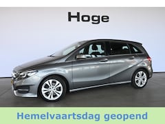 Mercedes-Benz B-klasse - 180 Ambition Automaat Cruise Airco Navigatie Trekhaak Panoramdak 1e Eigenaar Inruil Mogeli