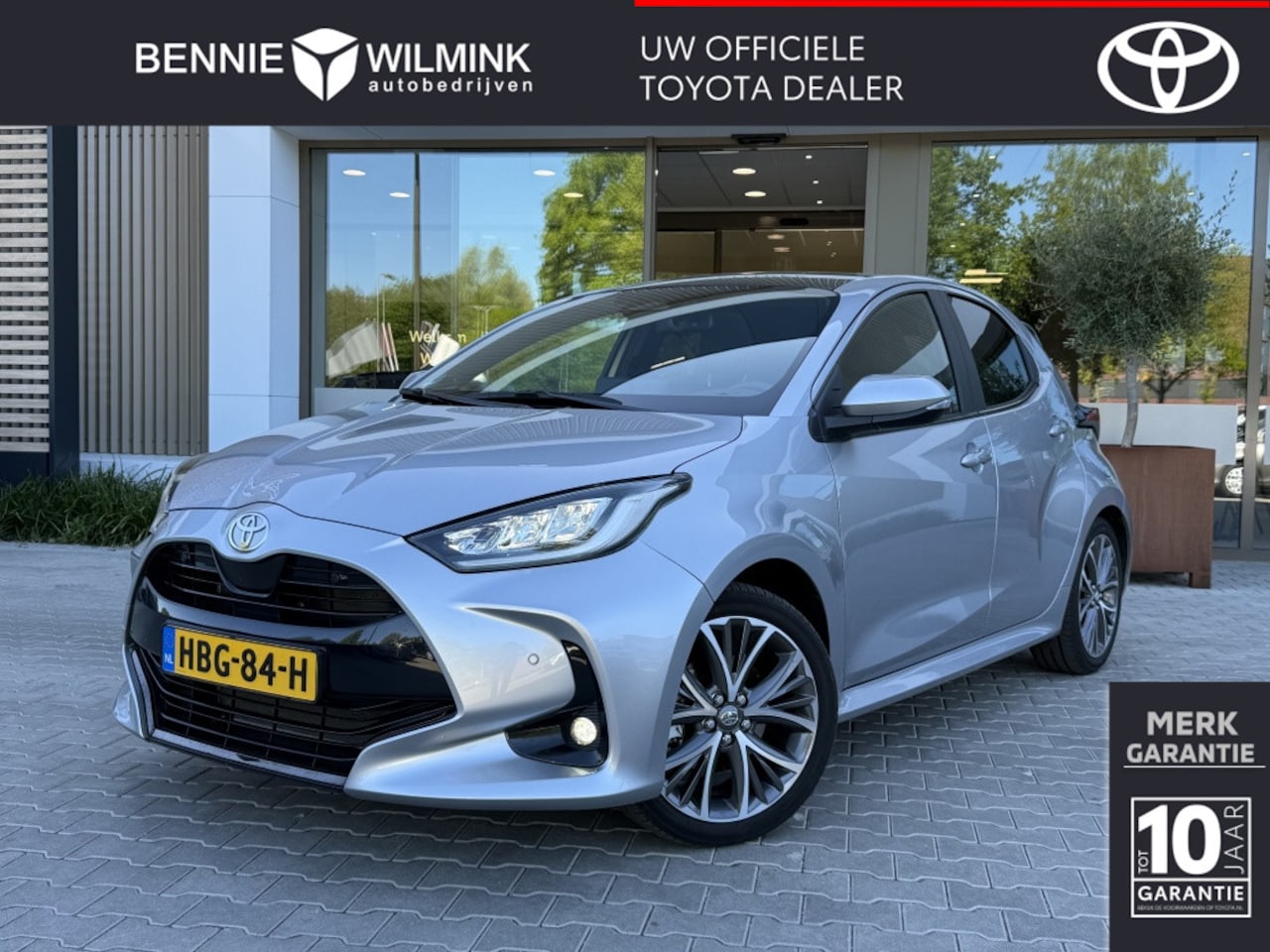 Toyota Yaris - 1.5 Hyb. 130 Executive | Panoramadak | Trekhaak | JBL | Blindspo - AutoWereld.nl