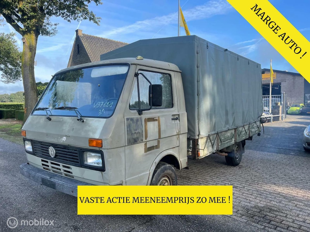 Volkswagen LT 35 - 35D Pick-up / Open laadbak met huif, 6 cilinder diesel, ex Belgische Leger - AutoWereld.nl