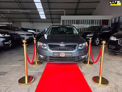 Skoda Octavia Combi - 1.6 TDI PANO+ AUTOMAAT FULL EURO6