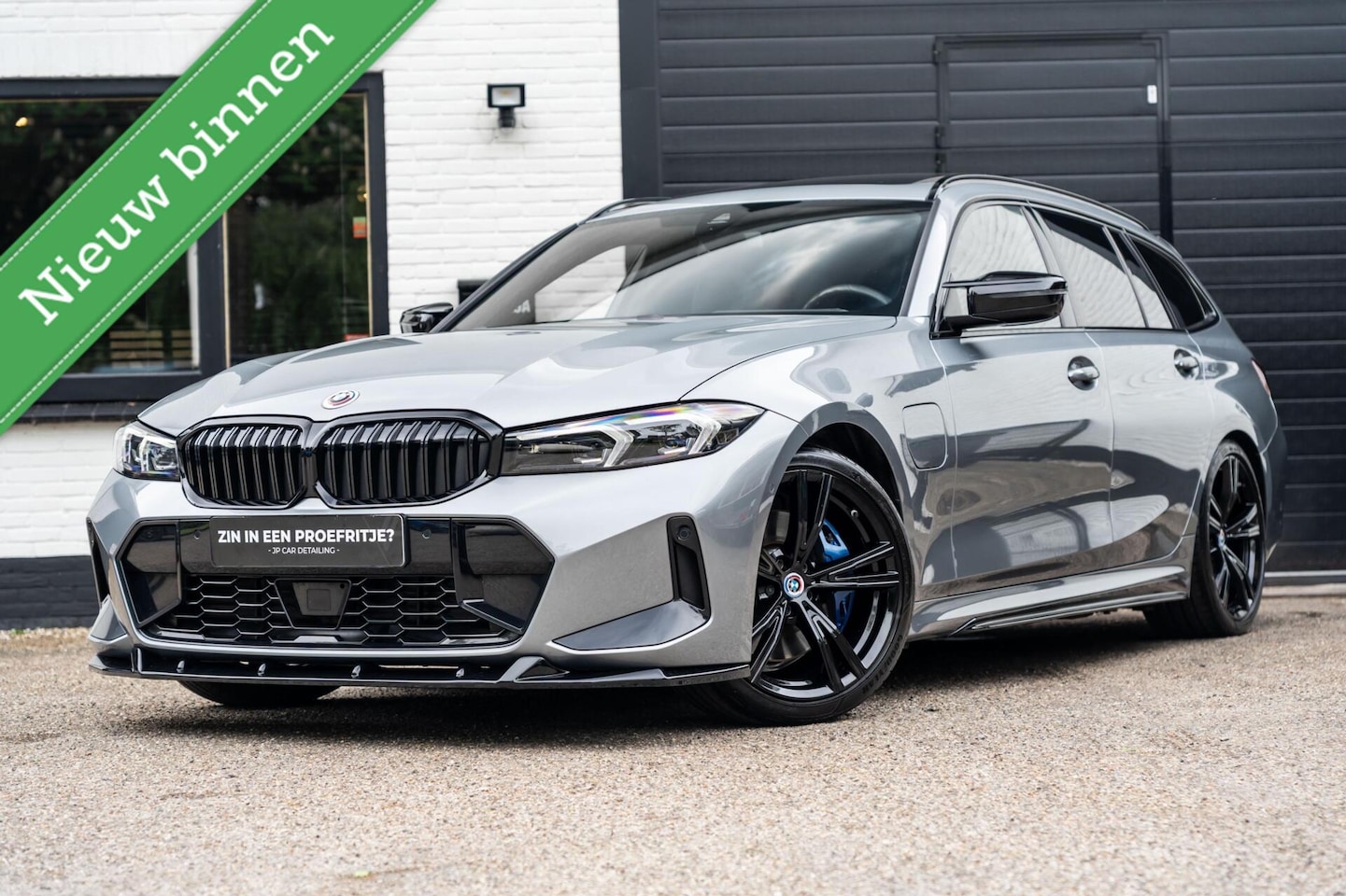 BMW 3-serie Touring - 330e M Perf Pano H&K Head Up Carbon - AutoWereld.nl