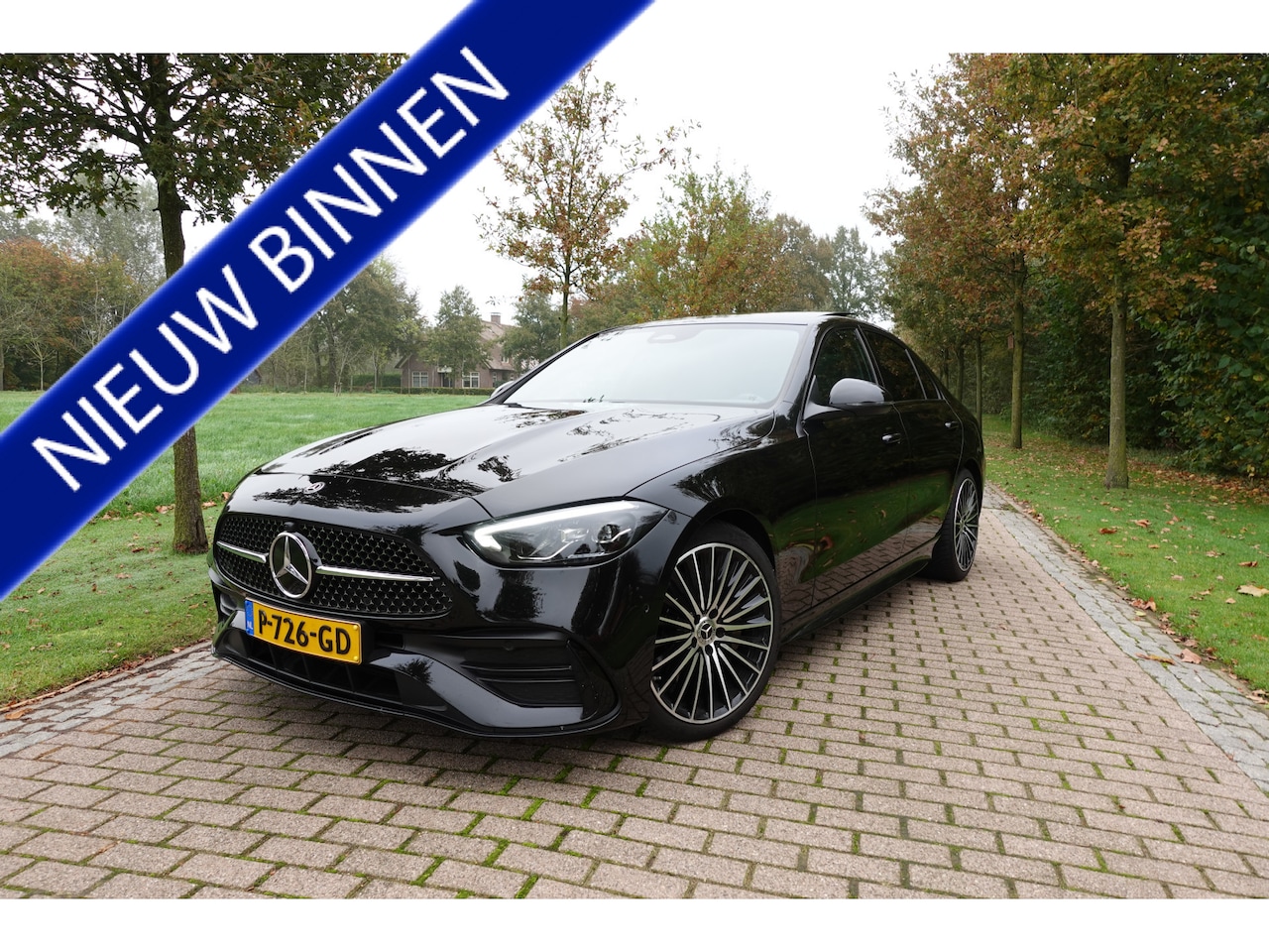 Mercedes-Benz C-klasse - 200 Launch Edition AMG Line | 360 Camera | Panoramadak | Trekhaak | Sfeerverlichting | - AutoWereld.nl