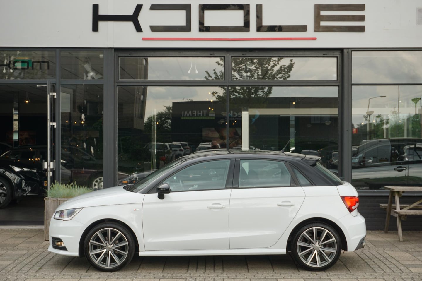 Audi A1 Sportback - 1.0 TFSI S-Line - AutoWereld.nl