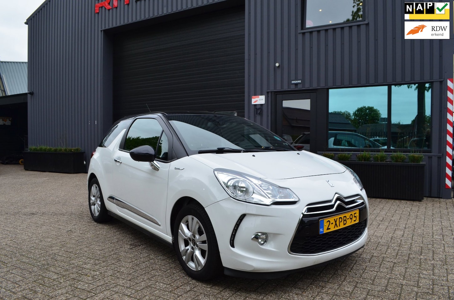 Citroën DS3 - 1.2 PureTech So Chic | Revisie motor | Navi | Clima - AutoWereld.nl