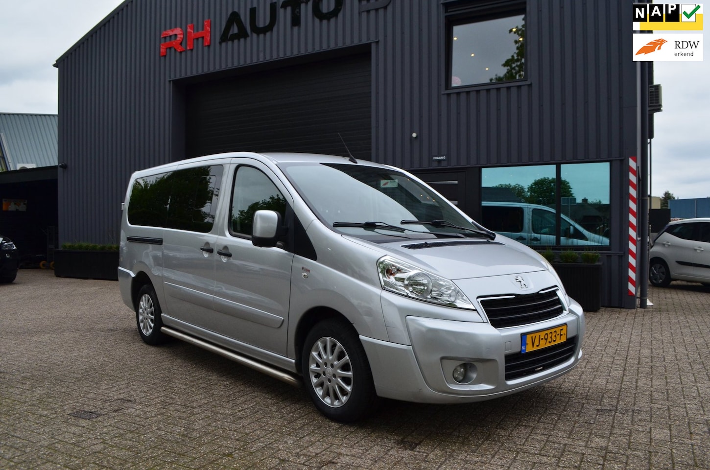 Peugeot Expert - 229 2.0 HDI L2H1 DC Navteq 2 | Nieuwe APK | Navi | Airco - AutoWereld.nl
