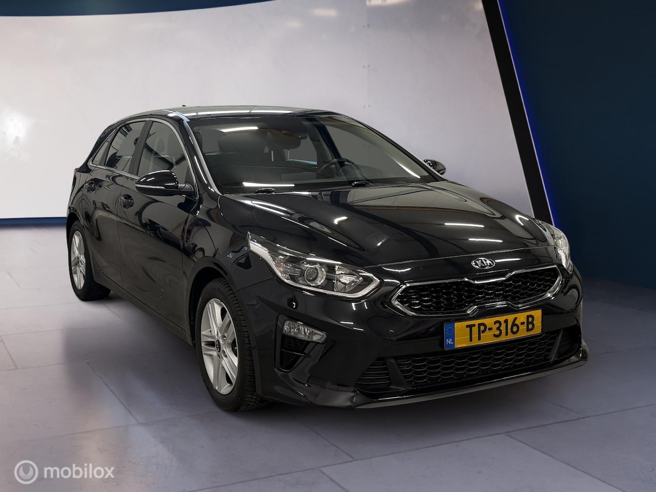 Kia Cee'd - Ceed 1.0 T-GDi DynamicLine ✓AppleCar.✓Cam✓NAP✓Navi - AutoWereld.nl