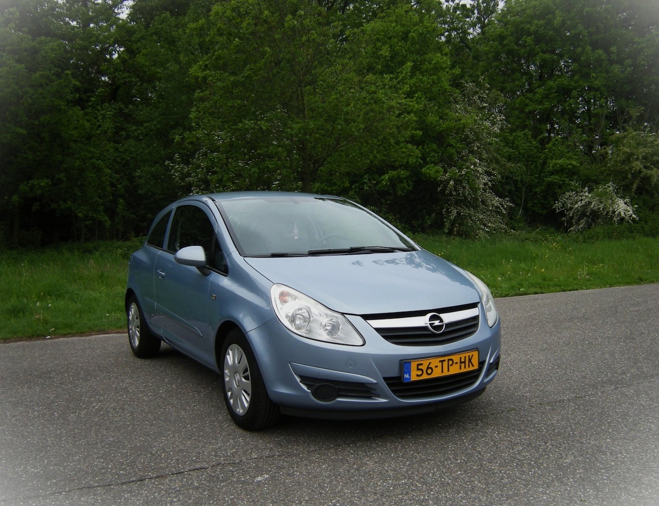 Opel Corsa - 1.2-16V Enjoy . Airco . Elec ramen . APK 4-2027 - AutoWereld.nl