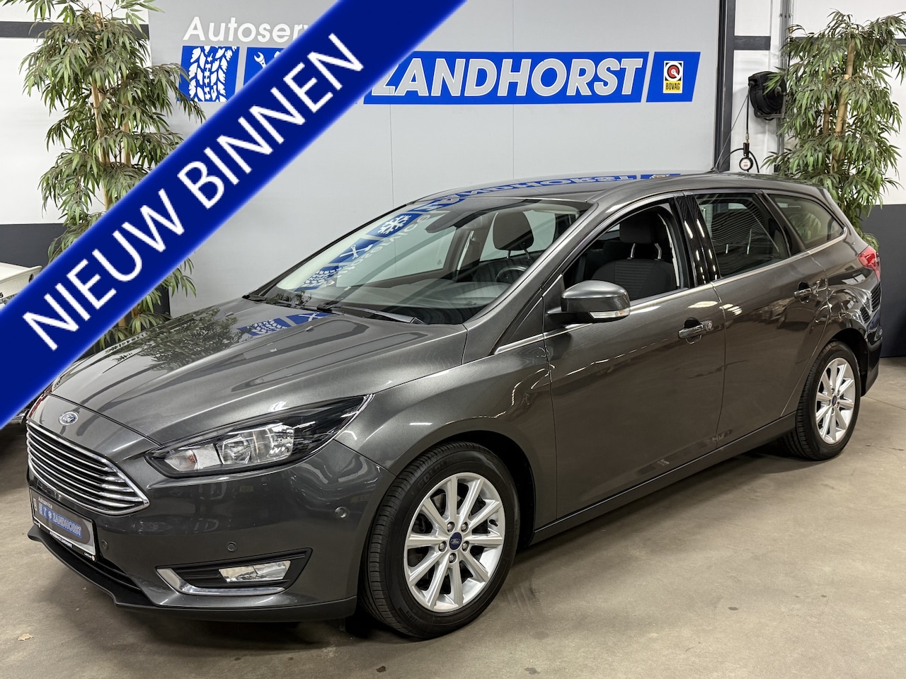Ford Focus Wagon - 1.0 Titanium 1.0 Titanium - AutoWereld.nl