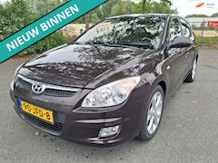 Hyundai i30 - 1.6i Dynamic Luxe