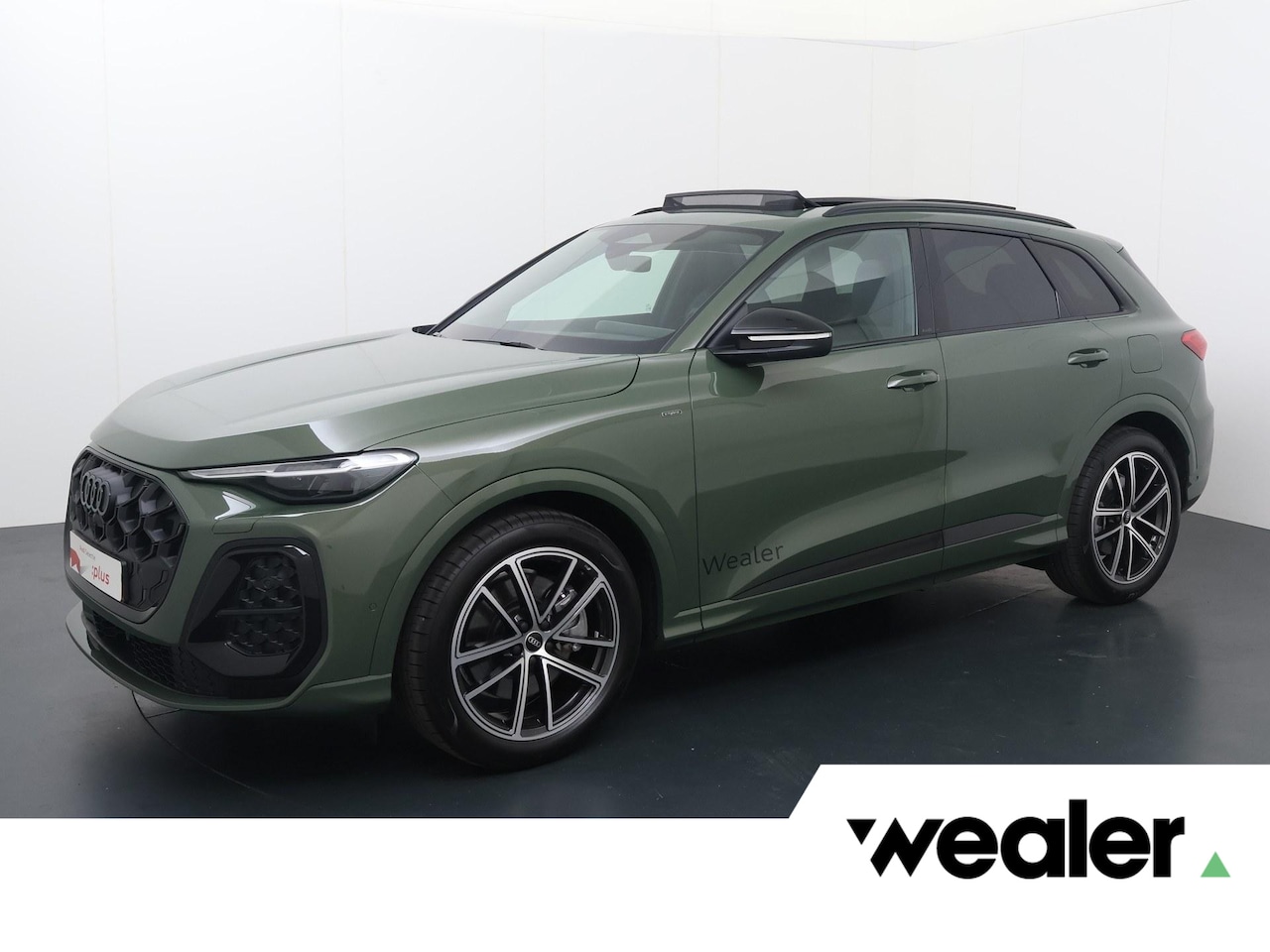 Audi Q5 - S edition (B10) e-hybrid 220 kW / 299 PK SUV 7 ve | Luchtvering | Trekhaak | Panoramadak | - AutoWereld.nl