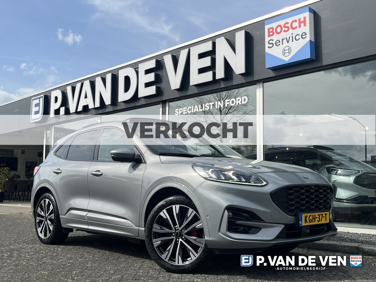 Ford Kuga - 2.5 PHEV ST-Line X 225pk/165kW e-CVT Automaat | E-Trekhaak | Panodak | 20'' | Driver Assis - AutoWereld.nl