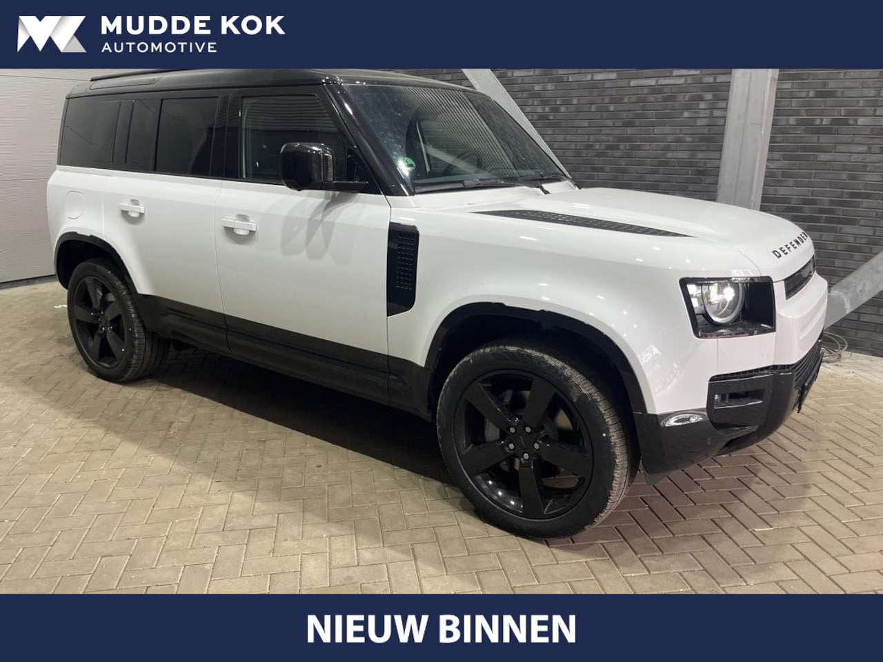 Land Rover Defender 110 - P300e X-Dynamic HSE | FACELIFT | ClearSight | Meridian Surround | Head-Up | ACC | Panorama - AutoWereld.nl