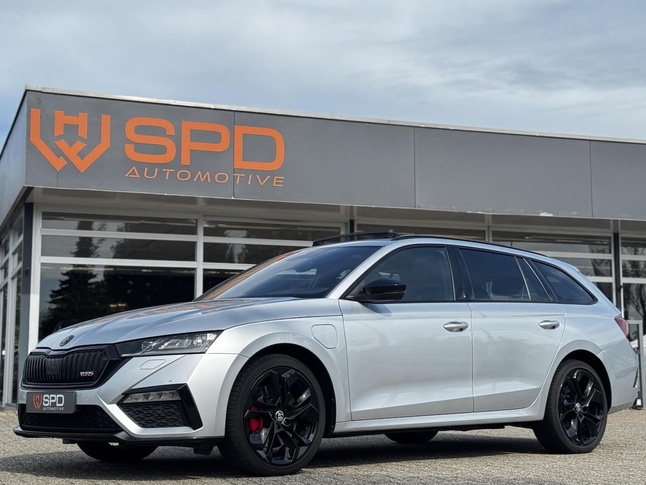 Skoda Octavia - 1.4TSI RS iV PHEV |Pano|245pk|HUD|Alcan|Matrix - AutoWereld.nl