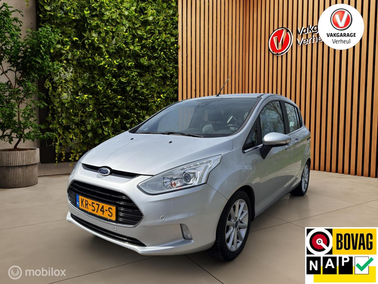 Ford B-Max - 1.0 EcoBoost Titanium|Camera|Leer|Trekhaak - AutoWereld.nl