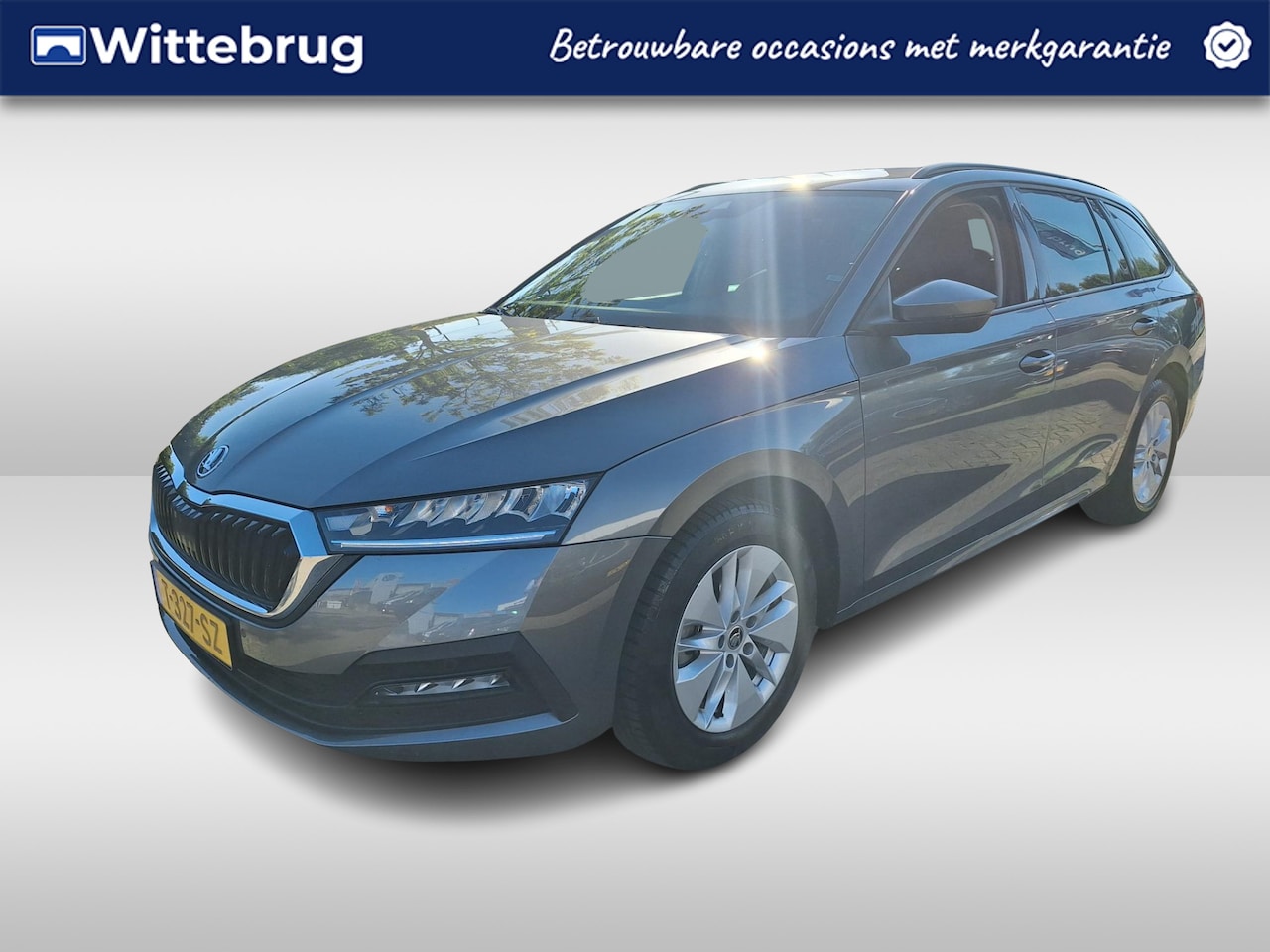 Skoda Octavia Combi - 1.0 TSI e-TEC DSG Ambition LED / PDC / Navigatie - AutoWereld.nl