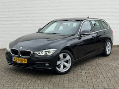 BMW 3-serie Touring - 318i Executive Automaat Cruise Clima Pdc Aut. Verlichting Aut. achterklep