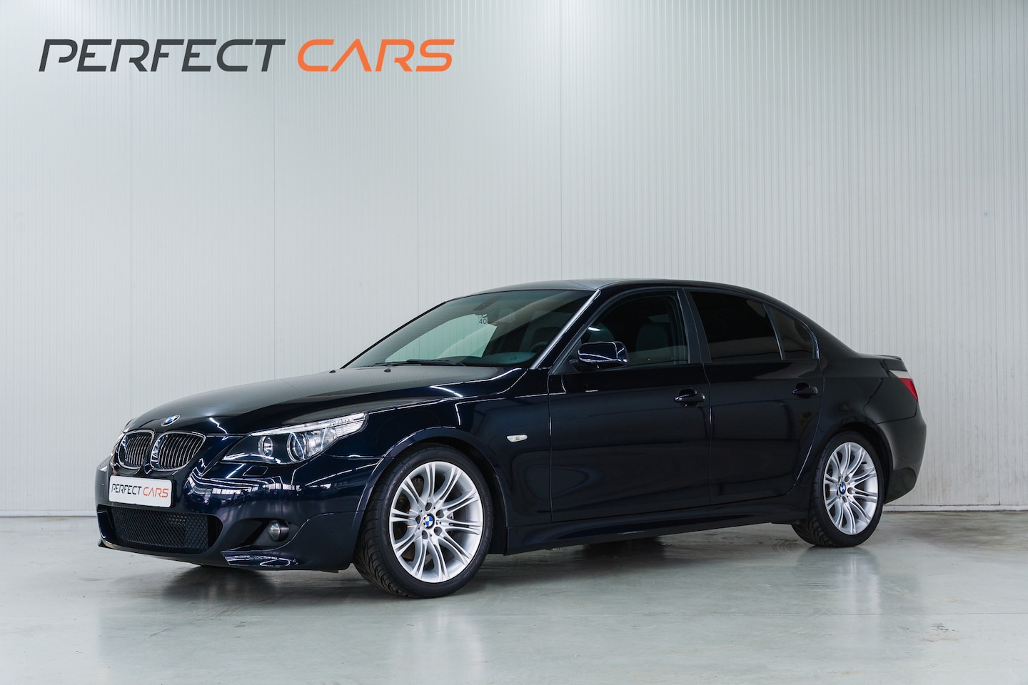 BMW 5-serie - 525i Executive 525i Executive, leer, automaat, M pakket, BTW auto. - AutoWereld.nl