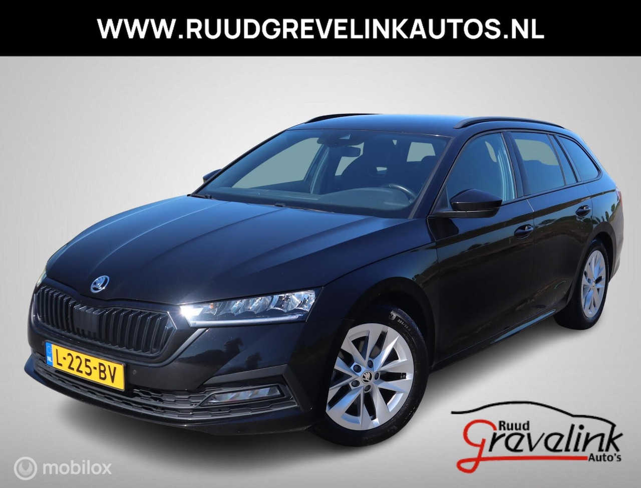 Skoda Octavia Combi - TSI 110 PK H6 Sport Zwarte Hemel 17"Velg Digi Cockpit Trekhaak - AutoWereld.nl