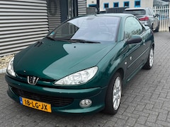 Peugeot 206 CC - 2.0-16V Roland Garros