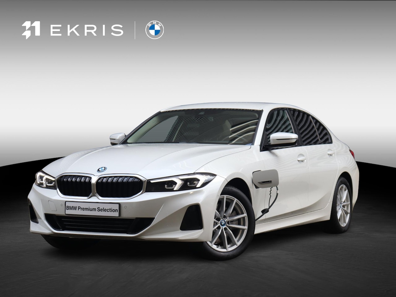 BMW 3-serie - Sedan 330e | High Executive | Comfort Access | Elektr. Voorstoelen | Sportstoelen | Hi-Fi - AutoWereld.nl