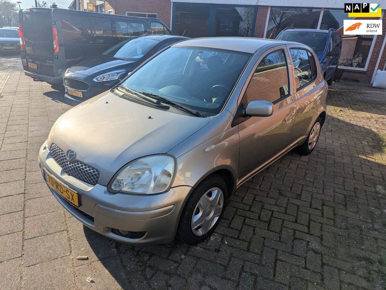 Toyota Yaris - 1.0 VVT-i S-Line 1.0 VVT-i S-Line - AutoWereld.nl