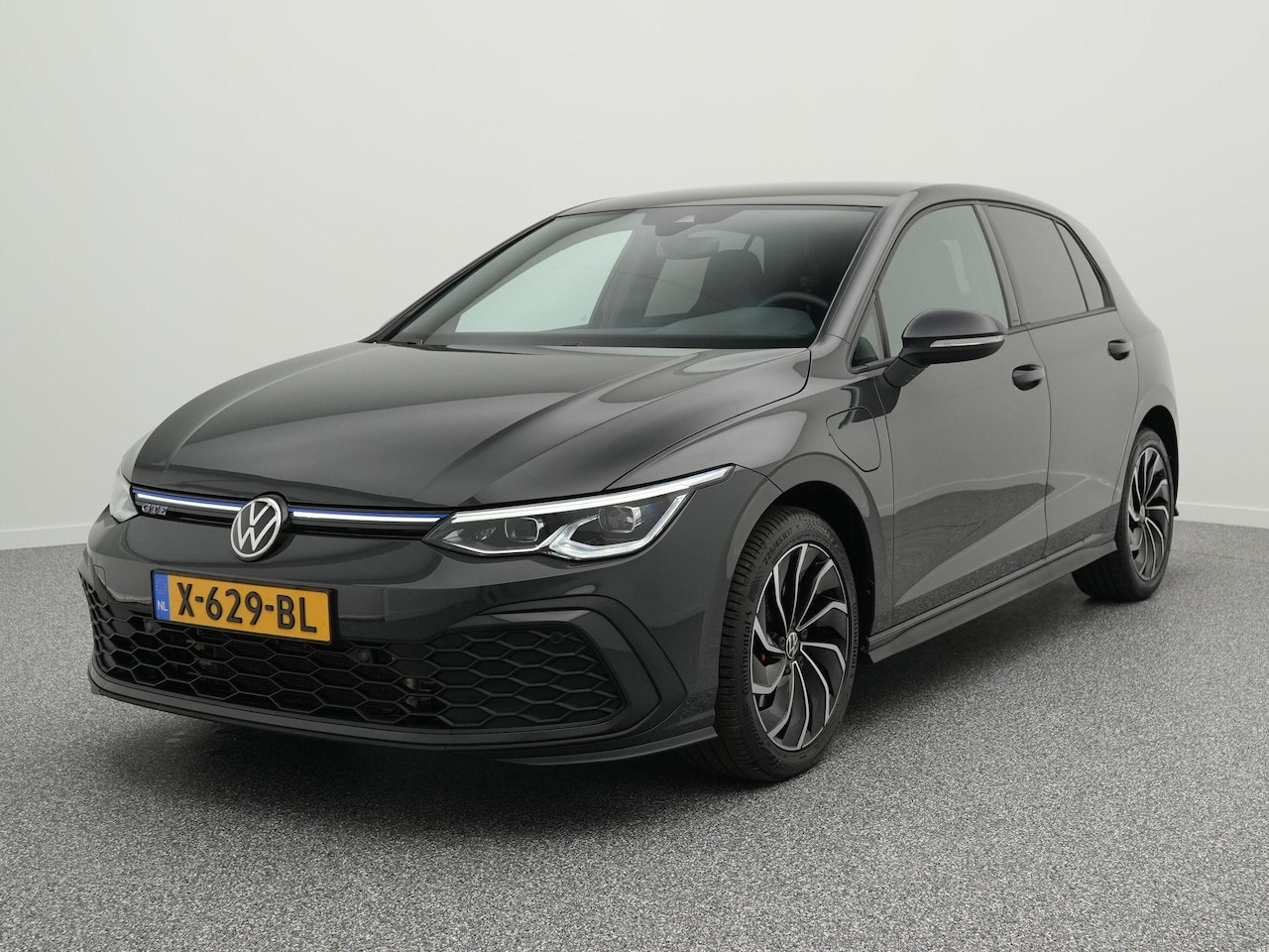Volkswagen Golf - GTE 1.4 eHybrid 245 PK | Led Plus | Adaptieve Cruise Controle | Navigatie | Stoel & Stuurv - AutoWereld.nl