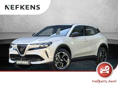 Alfa Romeo Junior - Elettrica 54 kWh | AppleCarPlay/Android | Climate control | Parkeersensoren | 18'' LM velg