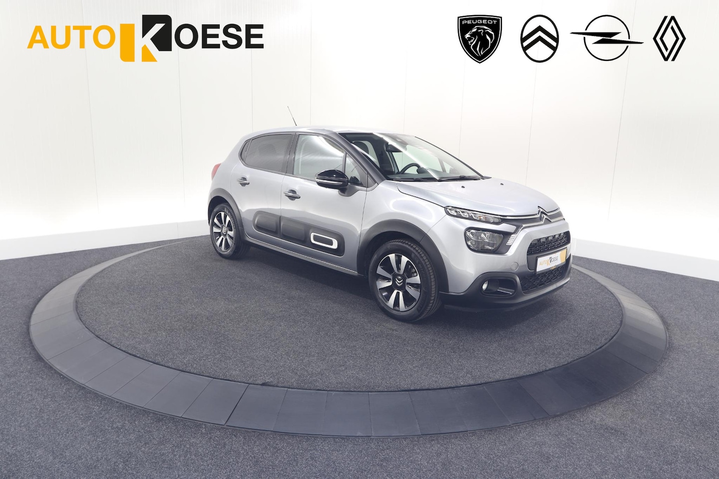 Citroën C3 - PureTech 83 Max | Camera | Stoelverwarming | Navigatie | Parkeersensoren - AutoWereld.nl