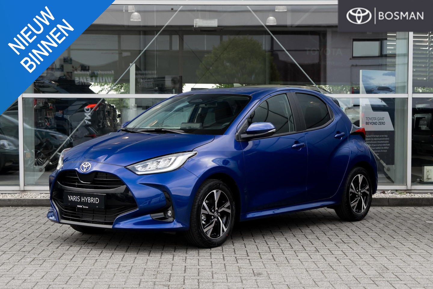 Toyota Yaris - 1.5 Hybrid 130 Executive €2.900,- VOORDEEL l Direct leverbaar - AutoWereld.nl