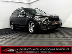 BMW X1 - M-Sport sDrive20i High Executive Leder, Navi, Parkeersensoren, Head-up display, Elektrisch