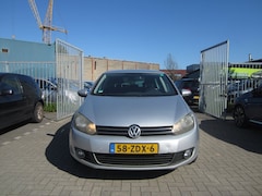 Volkswagen Golf - 1.6 TDI Highline BlueMotion