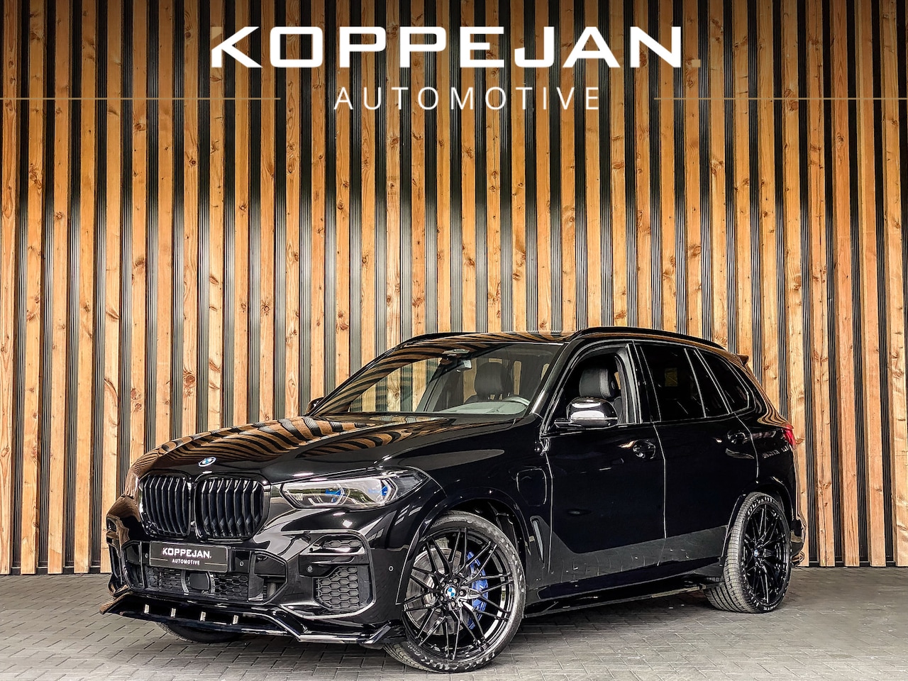 BMW X5 - xDrive45e 394PK High Executive M-Sport | PANORAMADAK | HEAD-UP | 360 CAMERA | STOELVERWARM - AutoWereld.nl