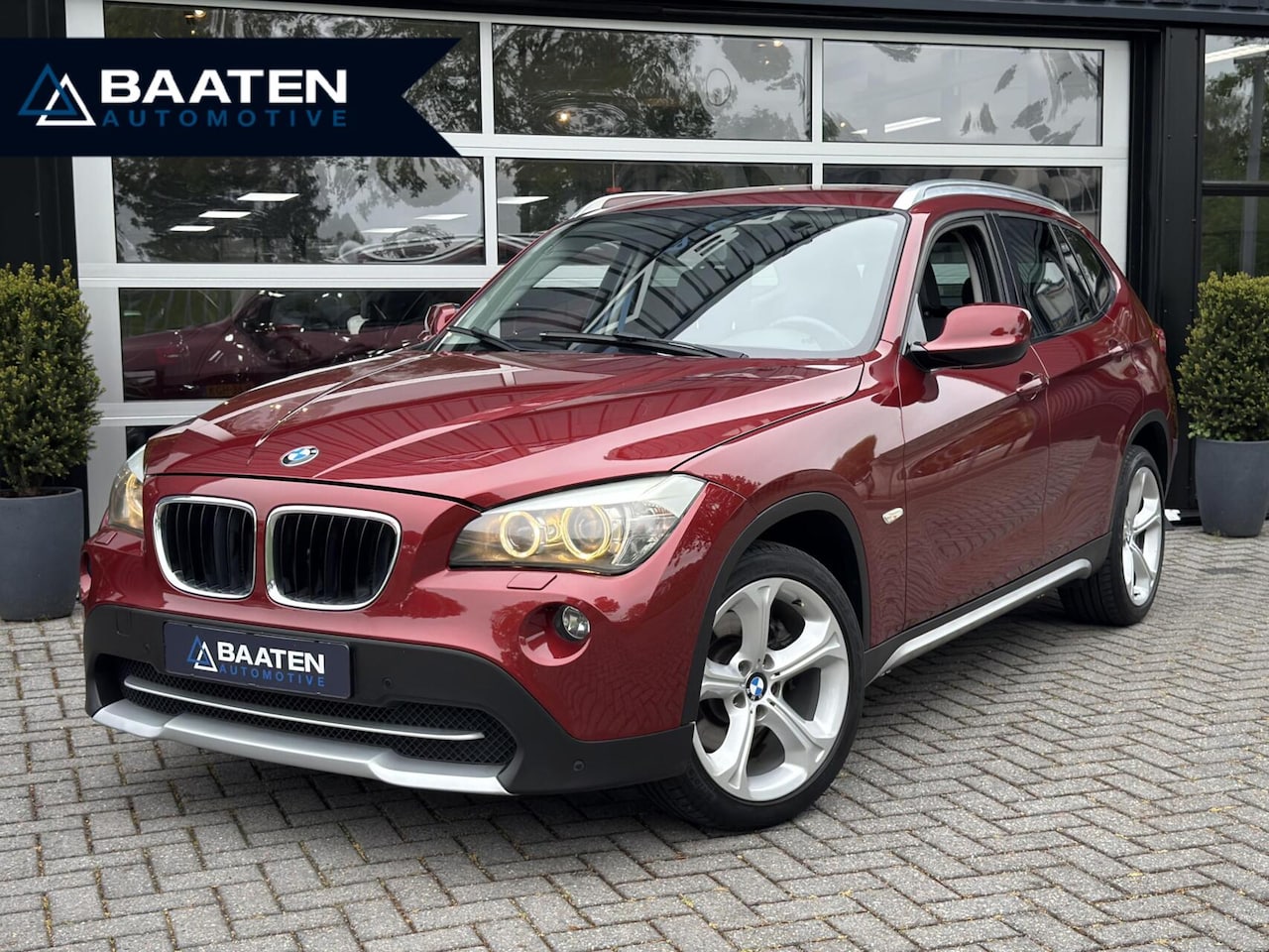 BMW X1 - 25i xDrive Executive 218pk |1e eig|6 cilinder N52|harmon/kardon| - AutoWereld.nl