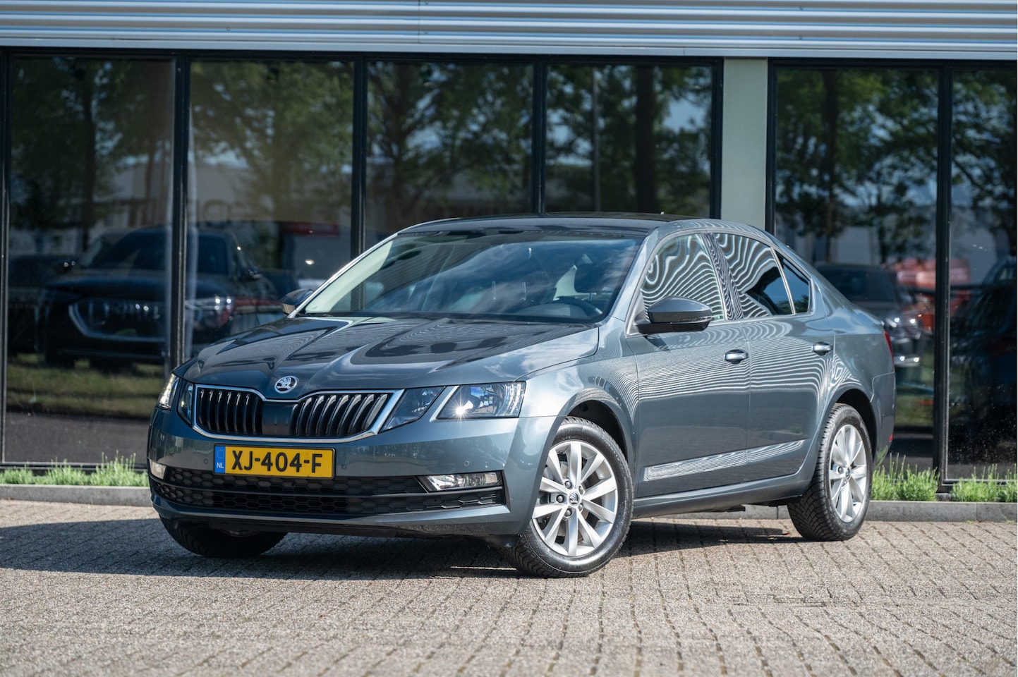 Skoda Octavia - 1.0 TSI 115pk DSG | Navi | Camera | Apple CarPlay | Stoelverw. | PDC - AutoWereld.nl