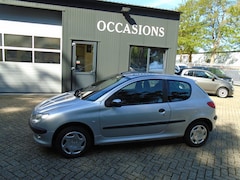 Peugeot 206 - 1.4 Gentry Automaat