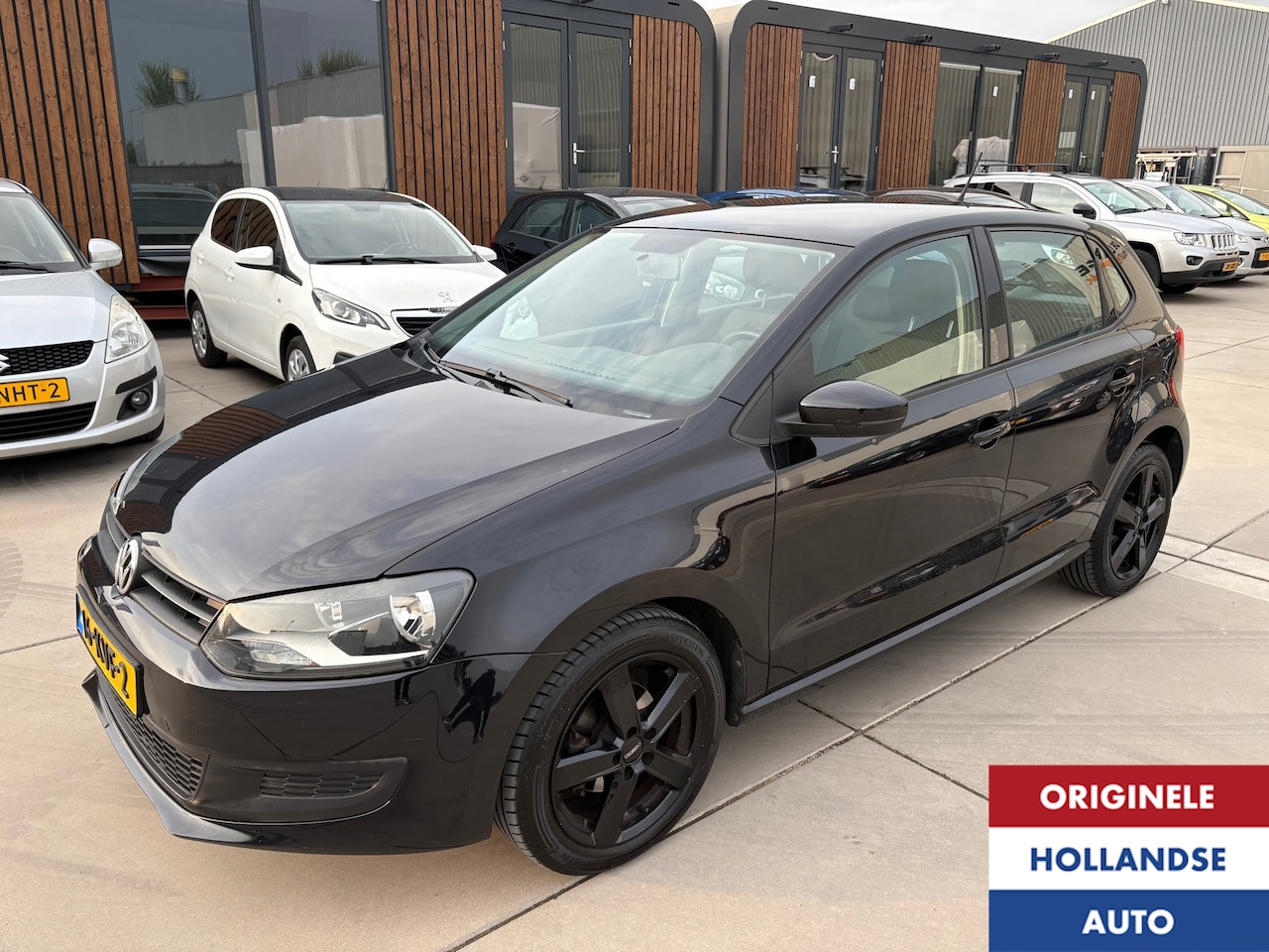 Volkswagen Polo - 1.4-16V Automaat Zwart Carplay 4 Nwe Banden - AutoWereld.nl