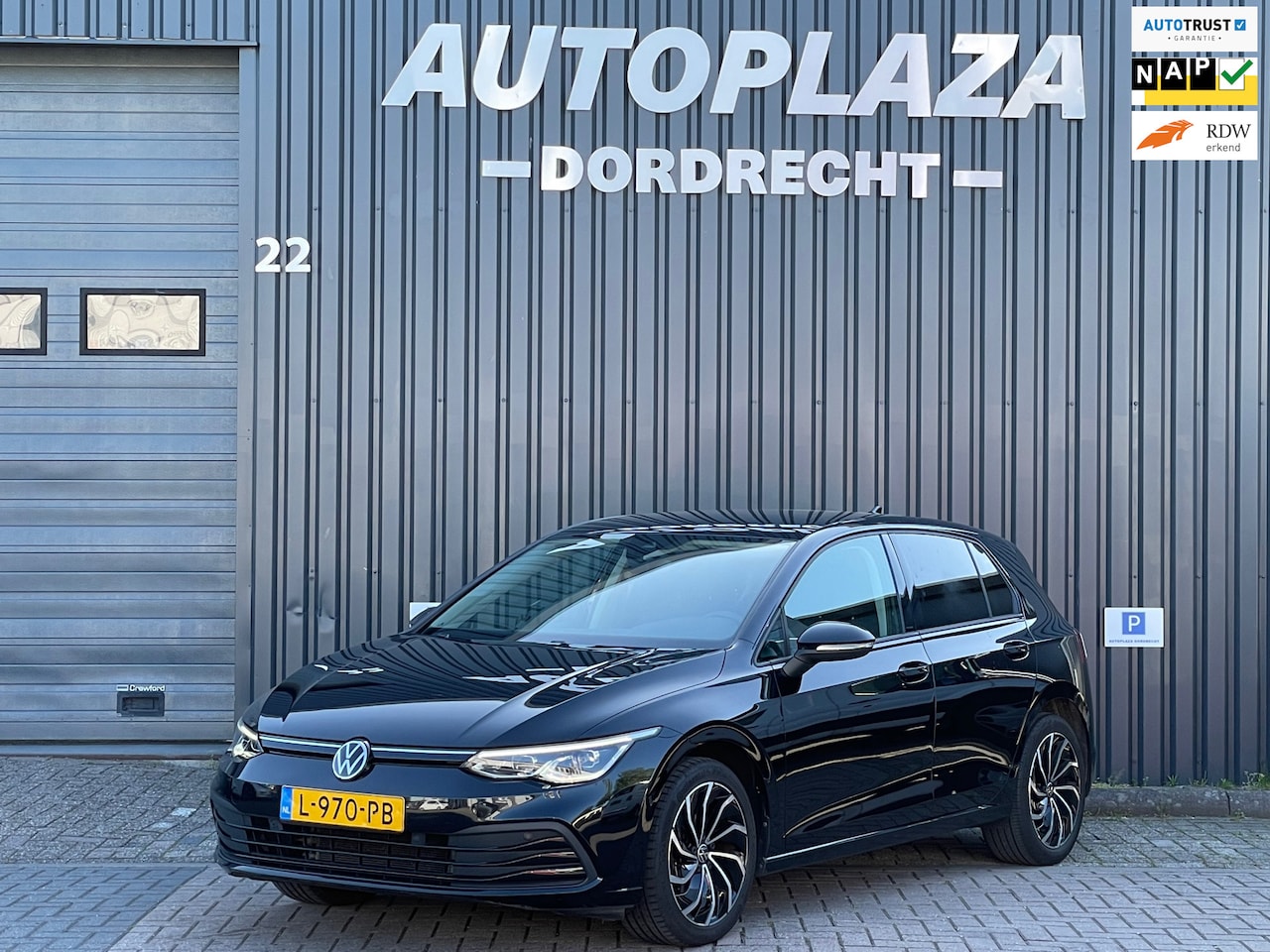 Volkswagen Golf - 1.0 TSI Life Business |MEMORY|VIRTUAL| ACC|PDC|TREKHAAK| - AutoWereld.nl