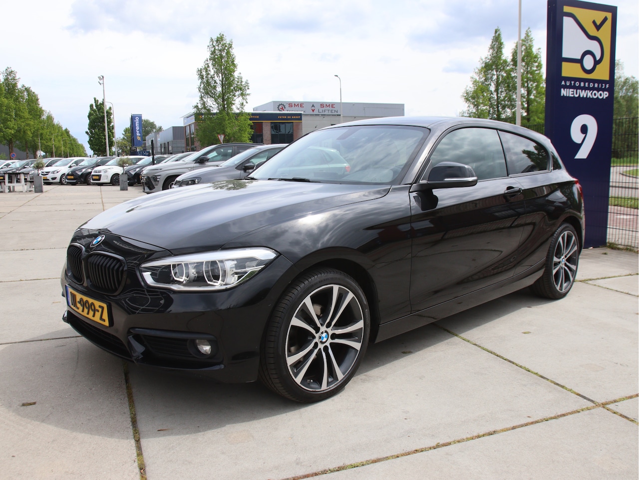 BMW 1-serie - 118i M-Pakket Automaat, NL-Auto, LED, PDC SALE!! - AutoWereld.nl