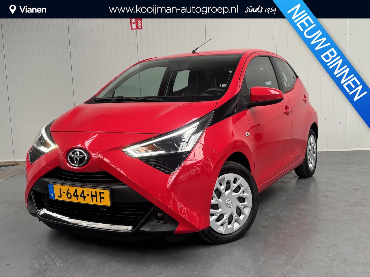 Toyota Aygo - 1.0 VVT-i x-play NL auto! Automaat, Carplay - AutoWereld.nl