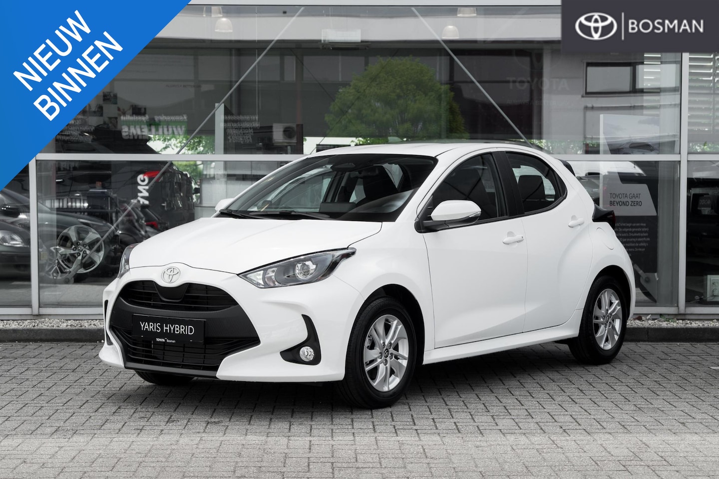 Toyota Yaris - 1.5 Hybrid 115 Active €2.900,- VOORDEEL l Direct leverbaar - AutoWereld.nl