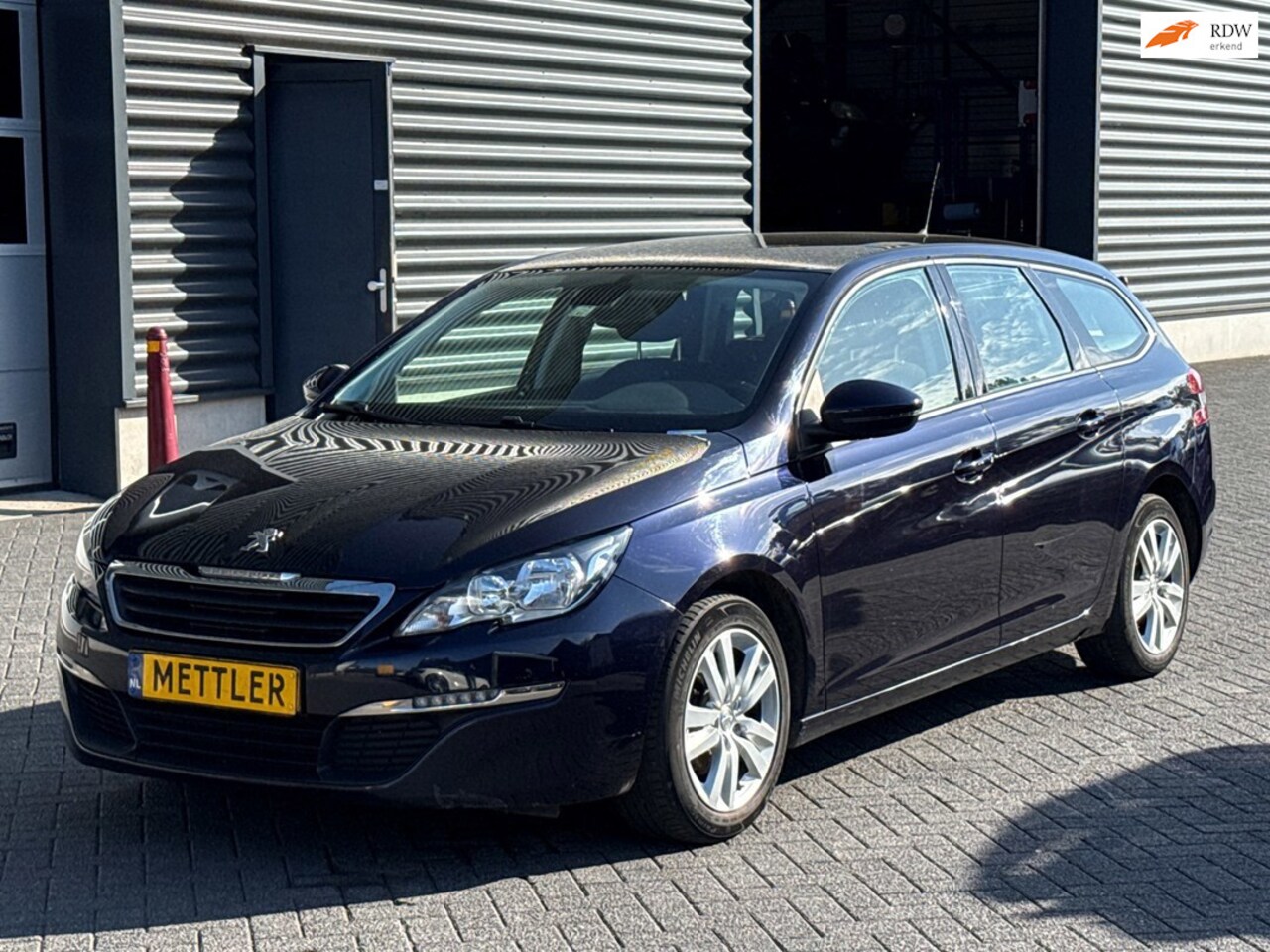 Peugeot 308 SW - 1.6 BlueHDI Blue Lease Pack 1.6 BlueHDI Blue Lease Pack, Navigatie, Cruise control, Airco - AutoWereld.nl