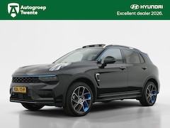 Lynk & Co 01 - 1.5 | Panoramadak | 360 Camera | Stoelverwarming |