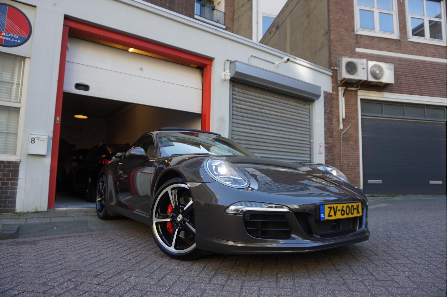 Porsche 911 - 3.8 Carrera S | 991 | 400pk | Adapive | Apple | Pano | PDC v+a+camera | 20inch | Alcantara - AutoWereld.nl