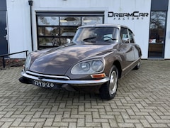 Citroën DS - 2.3 Pallas. Citromatic semi-automatic