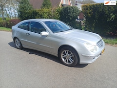 Mercedes-Benz C-klasse Sportcoupé - 180 K. Amice
